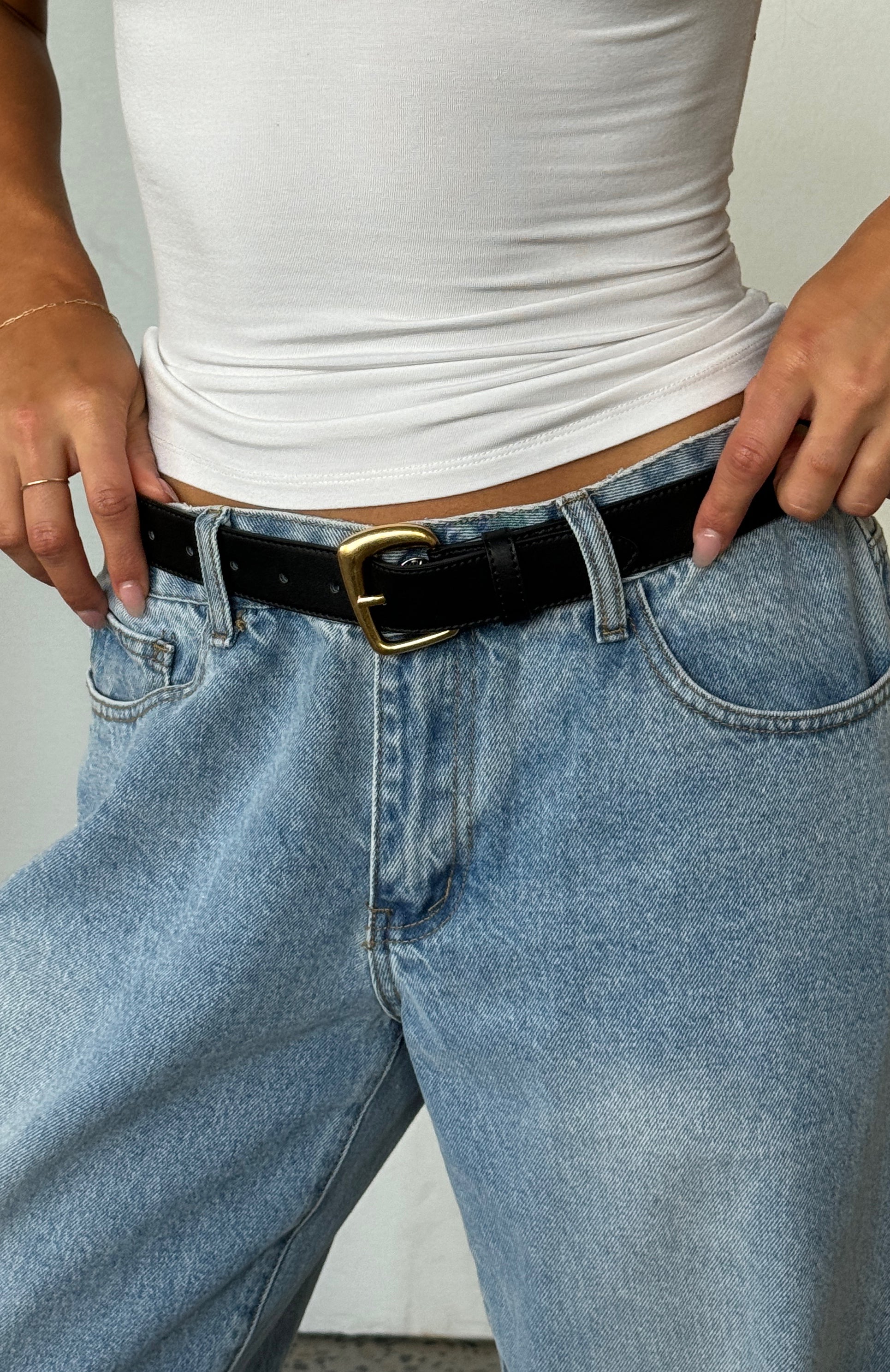 White Fox Sayer Belt Black