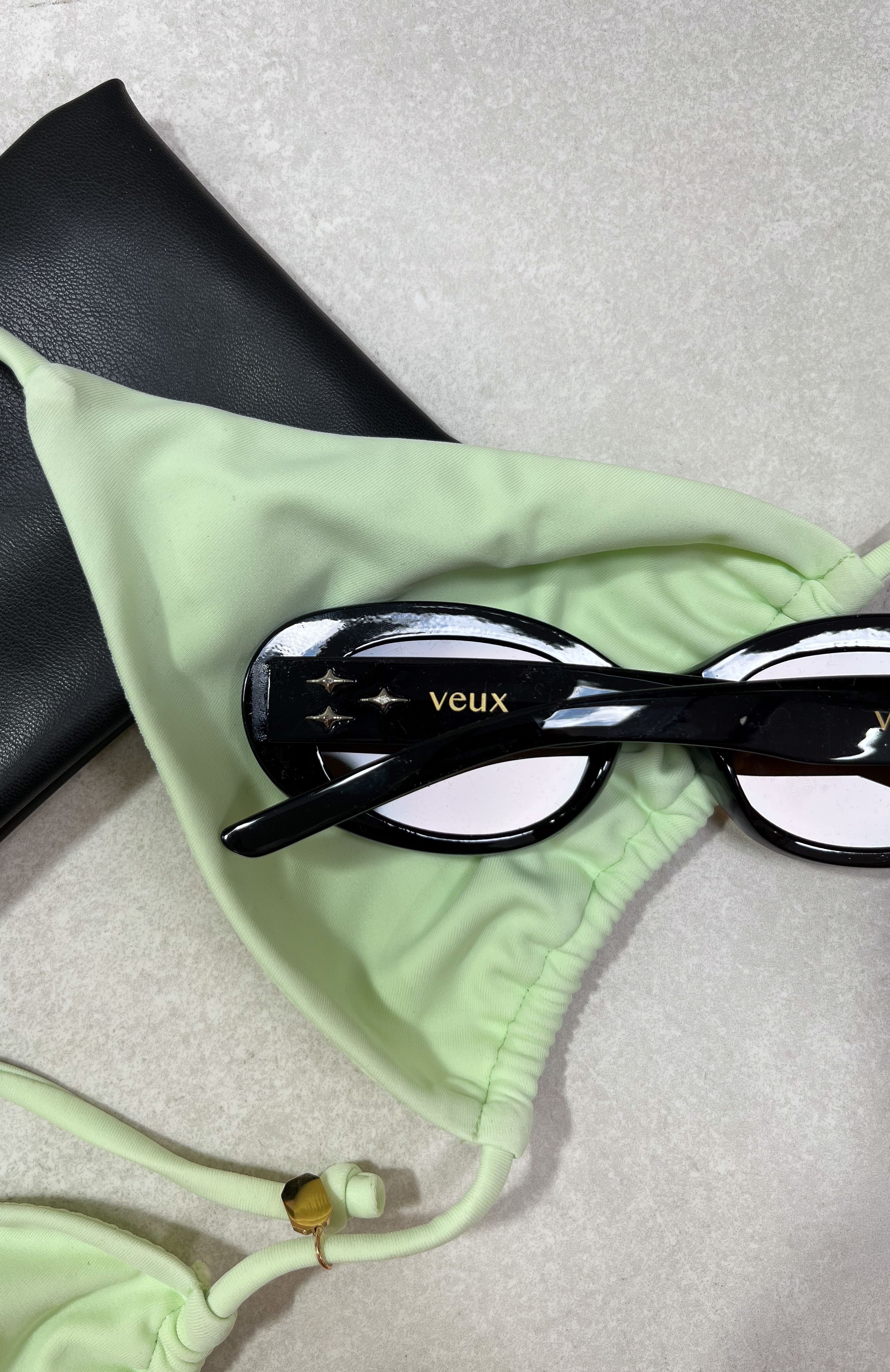 White Fox Emerald Sunglasses Black/Chocolate