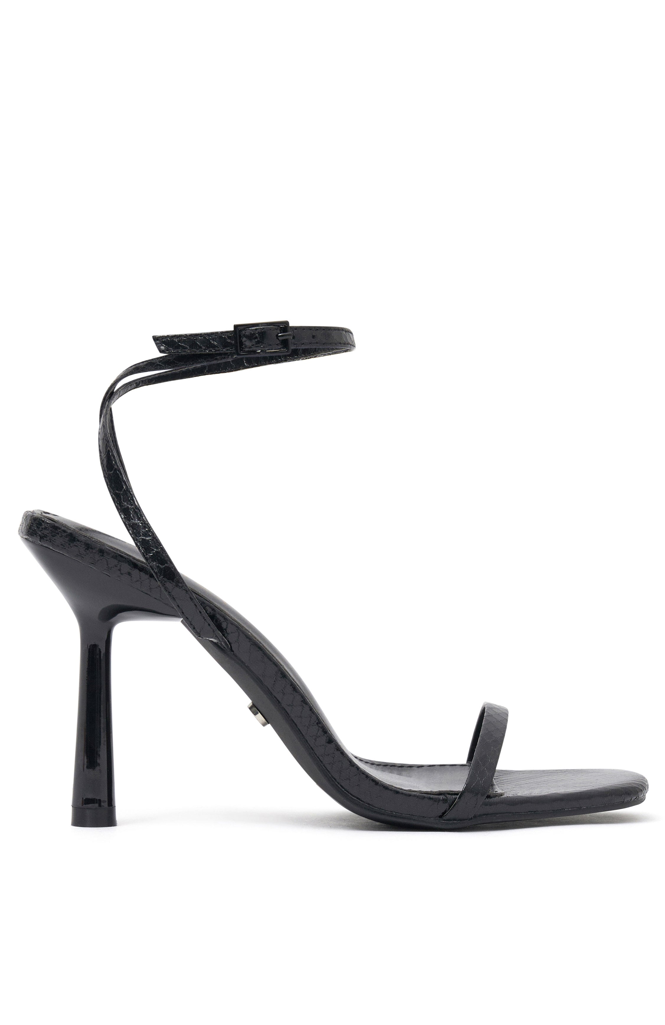 White Fox Radiance Heels Black