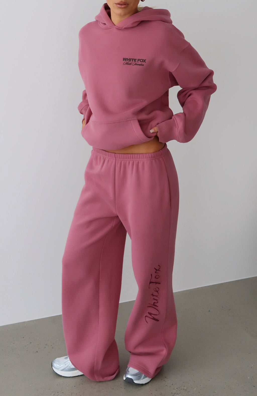 White Fox Studio 17 Willa Wide Leg Sweatpants Dusty Plum