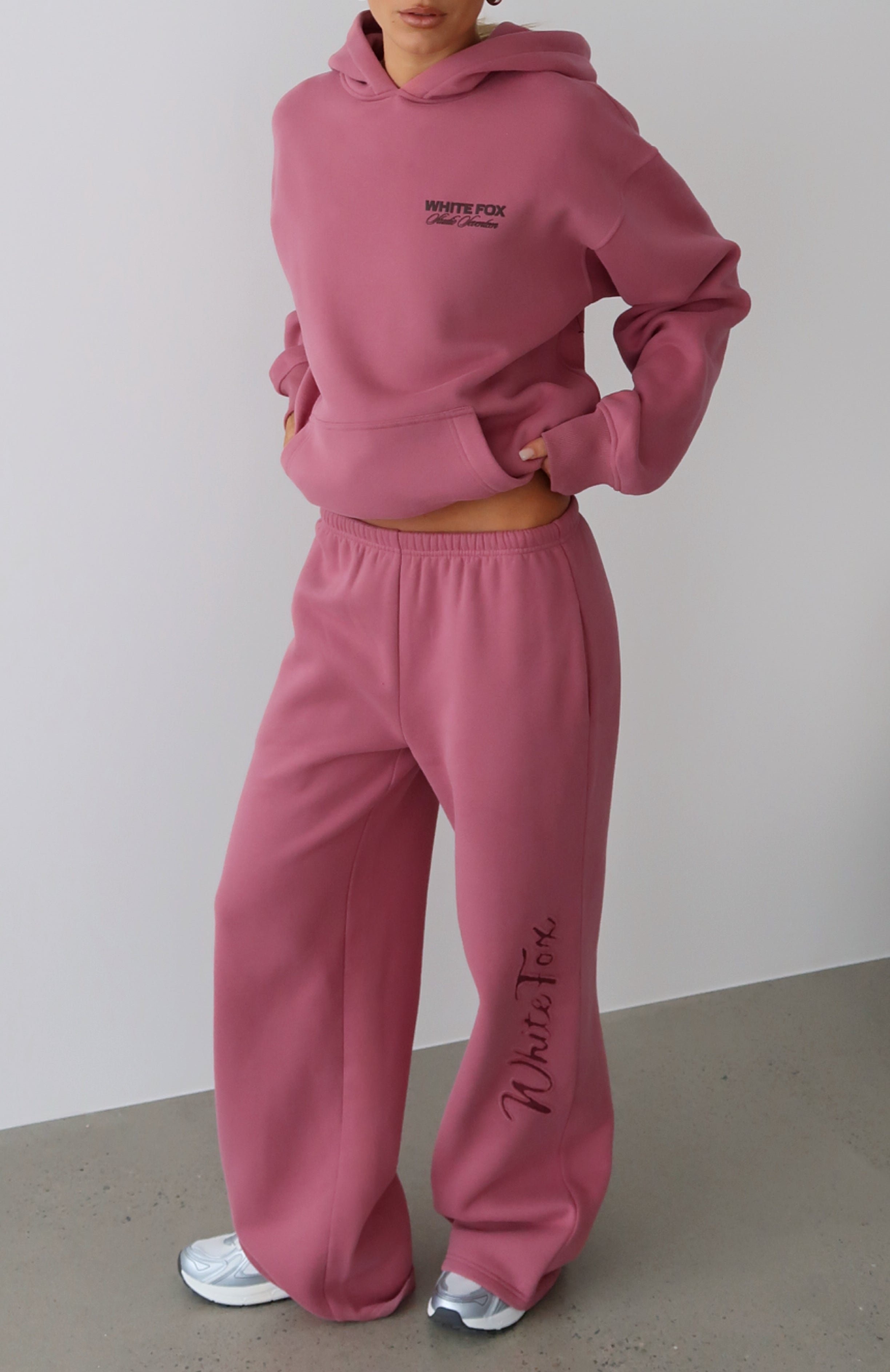 White Fox Studio 17 Willa Wide Leg Sweatpants Dusty Plum