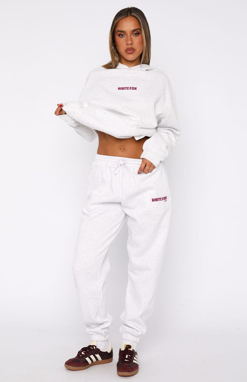 White Fox 11th Street New York Or Nowhere Sweatpants Berry Blast