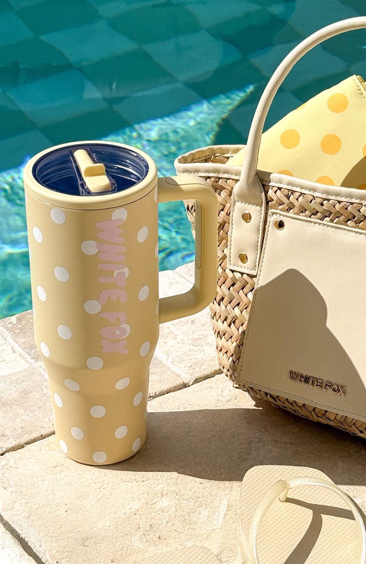 White Fox Colson Drink Bottle 1.2 Litre Lemon Polka Dot
