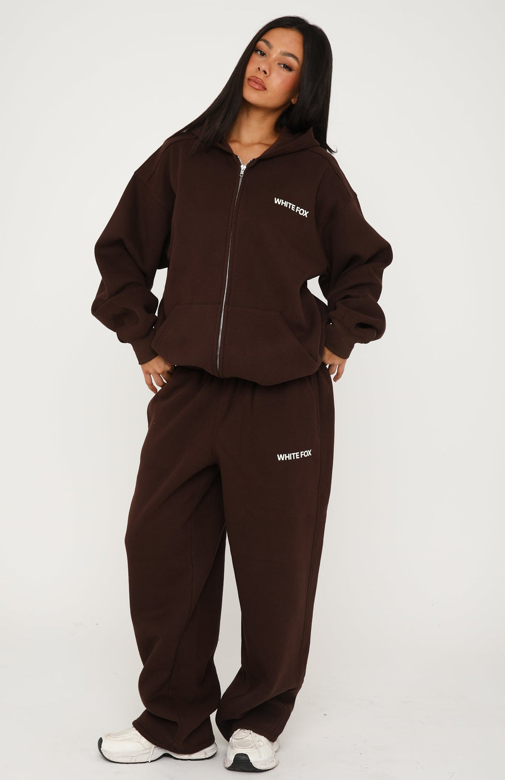 White Fox Core Classic Barrel Leg Sweatpants Chocolate