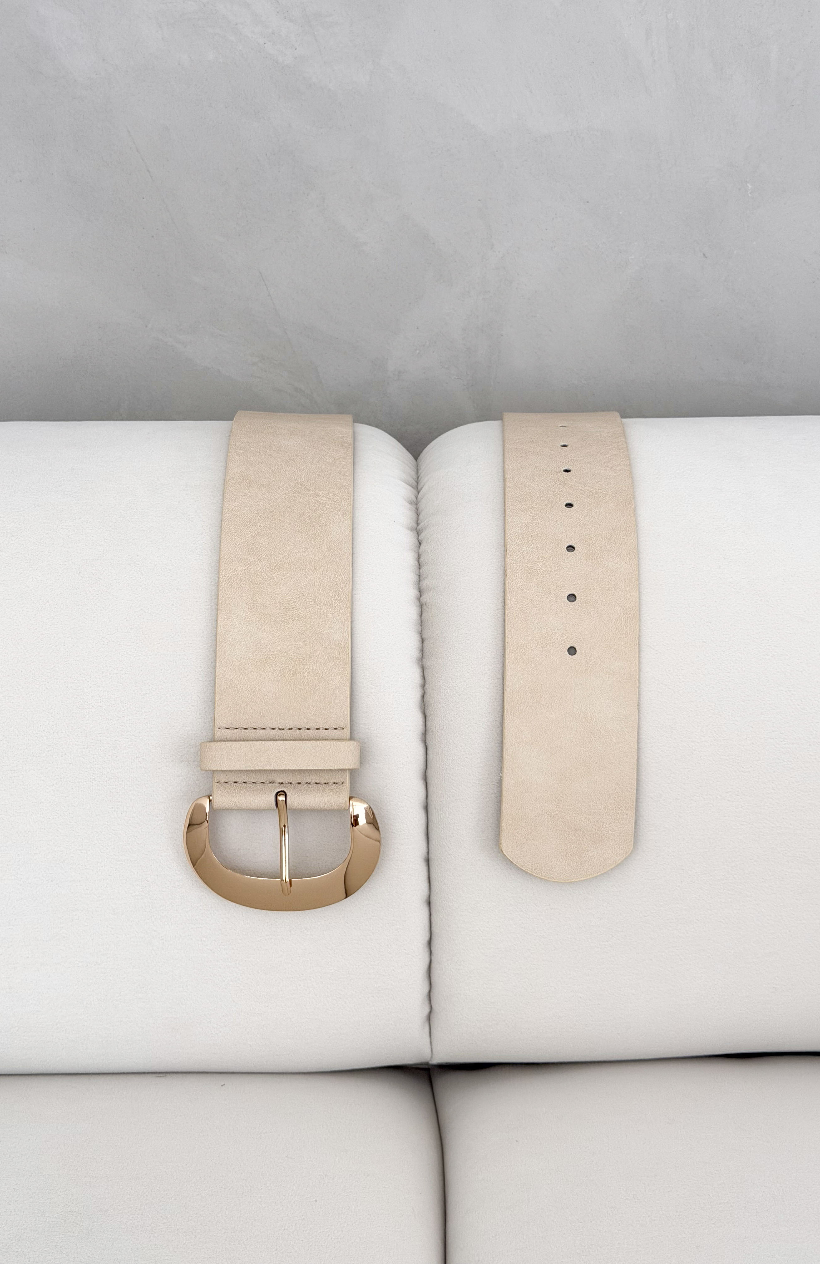 White Fox Delara Belt Stone