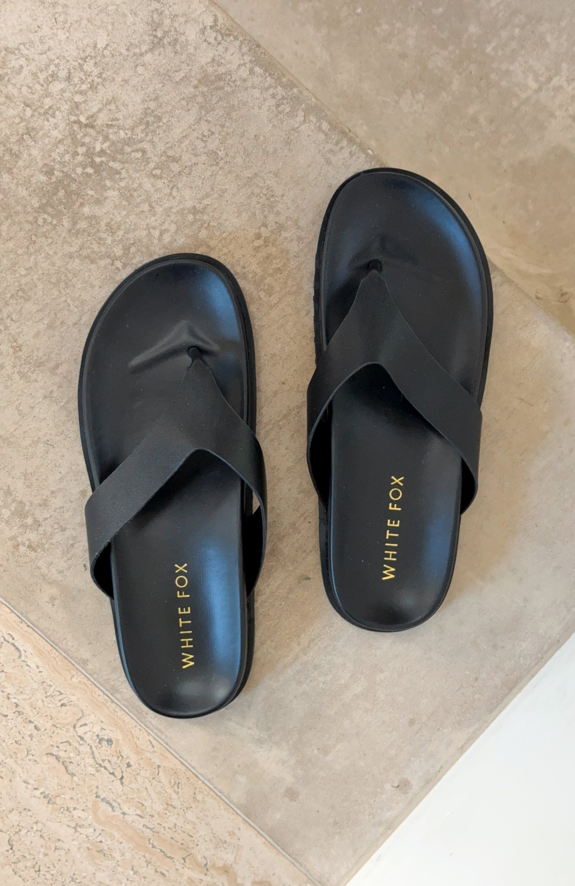 White Fox Leonato Thong Sandals Black