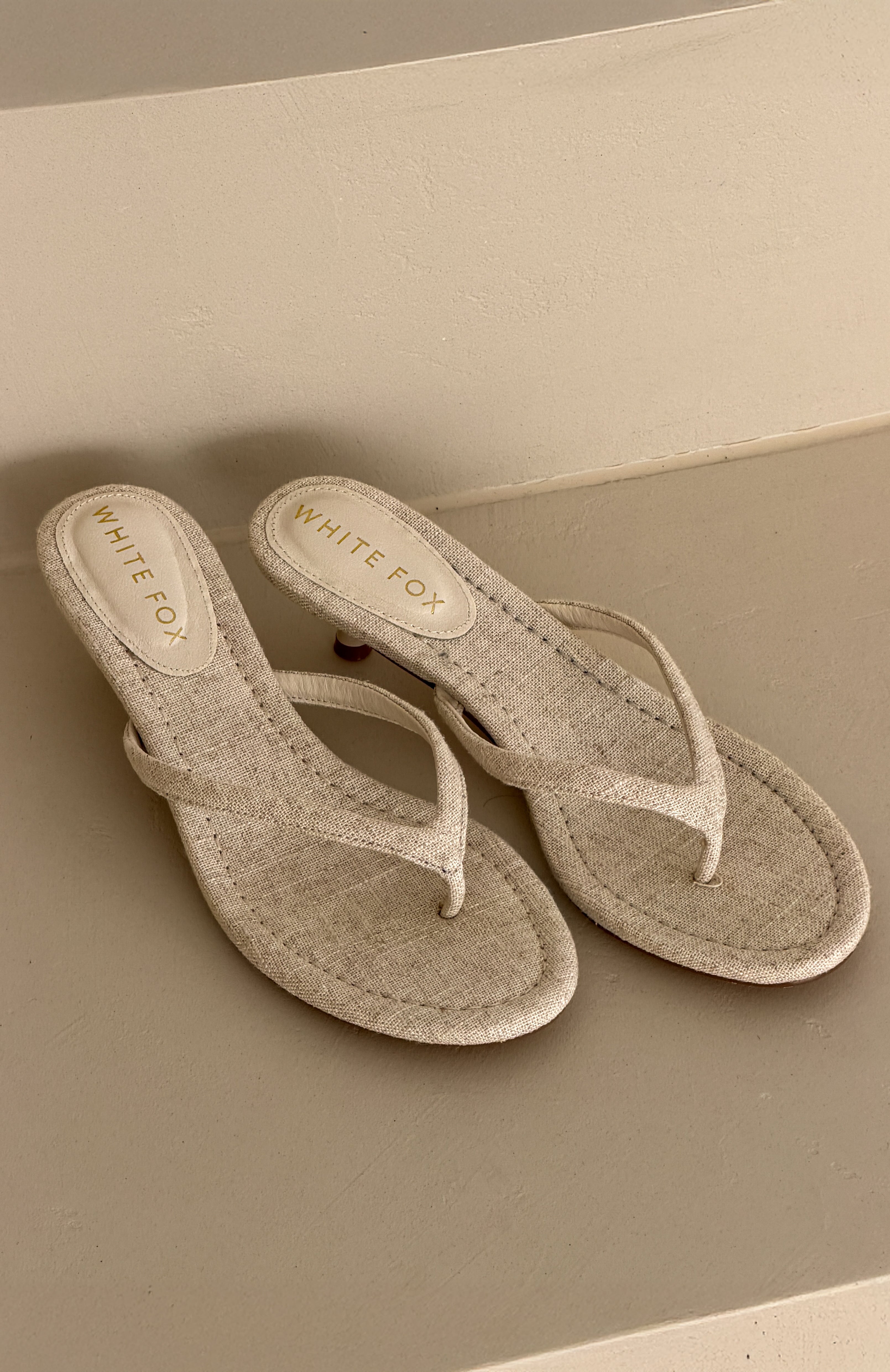 White Fox Orion Thong Kitten Mules Oat