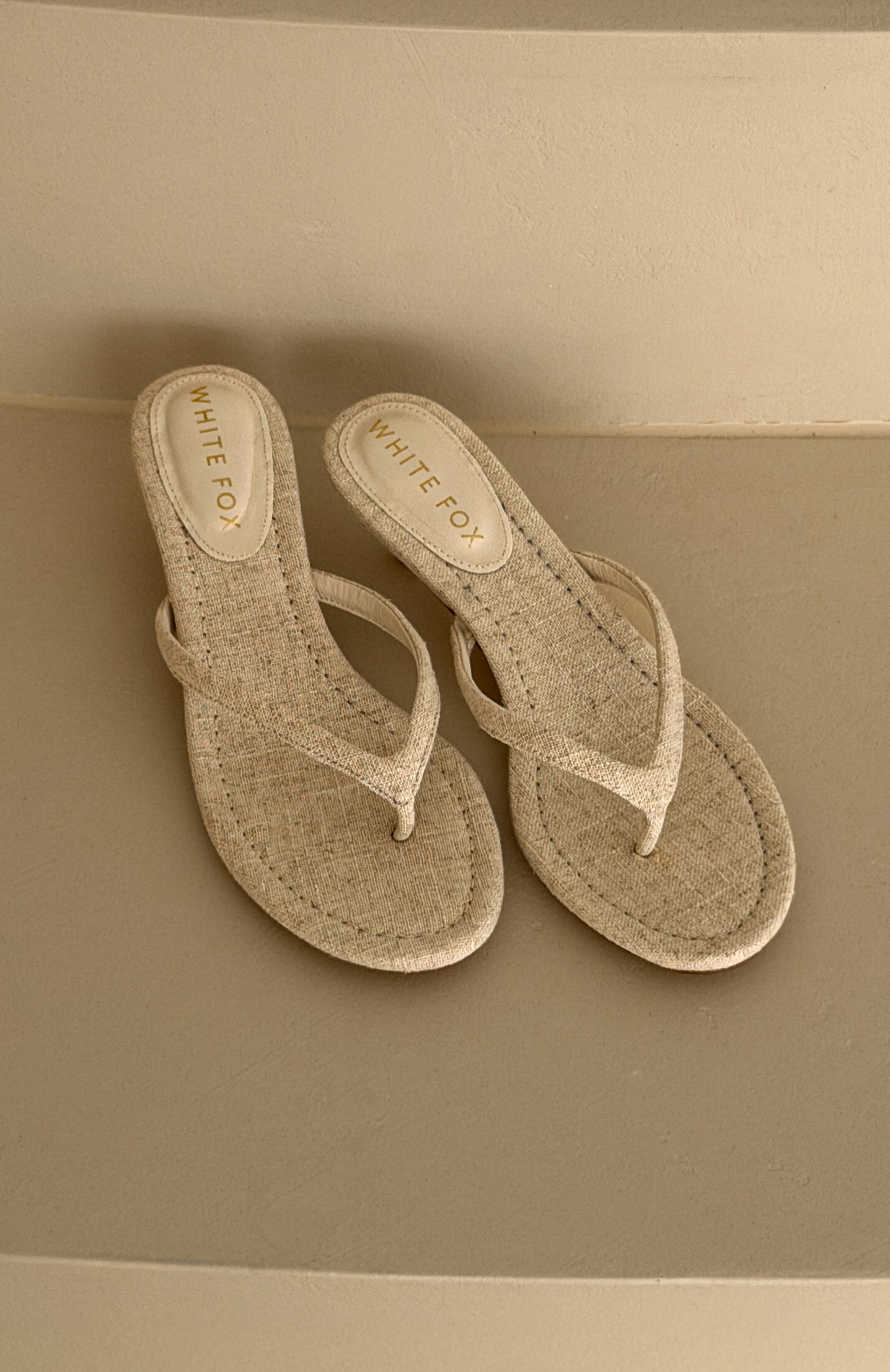 White Fox Orion Thong Kitten Mules Oat