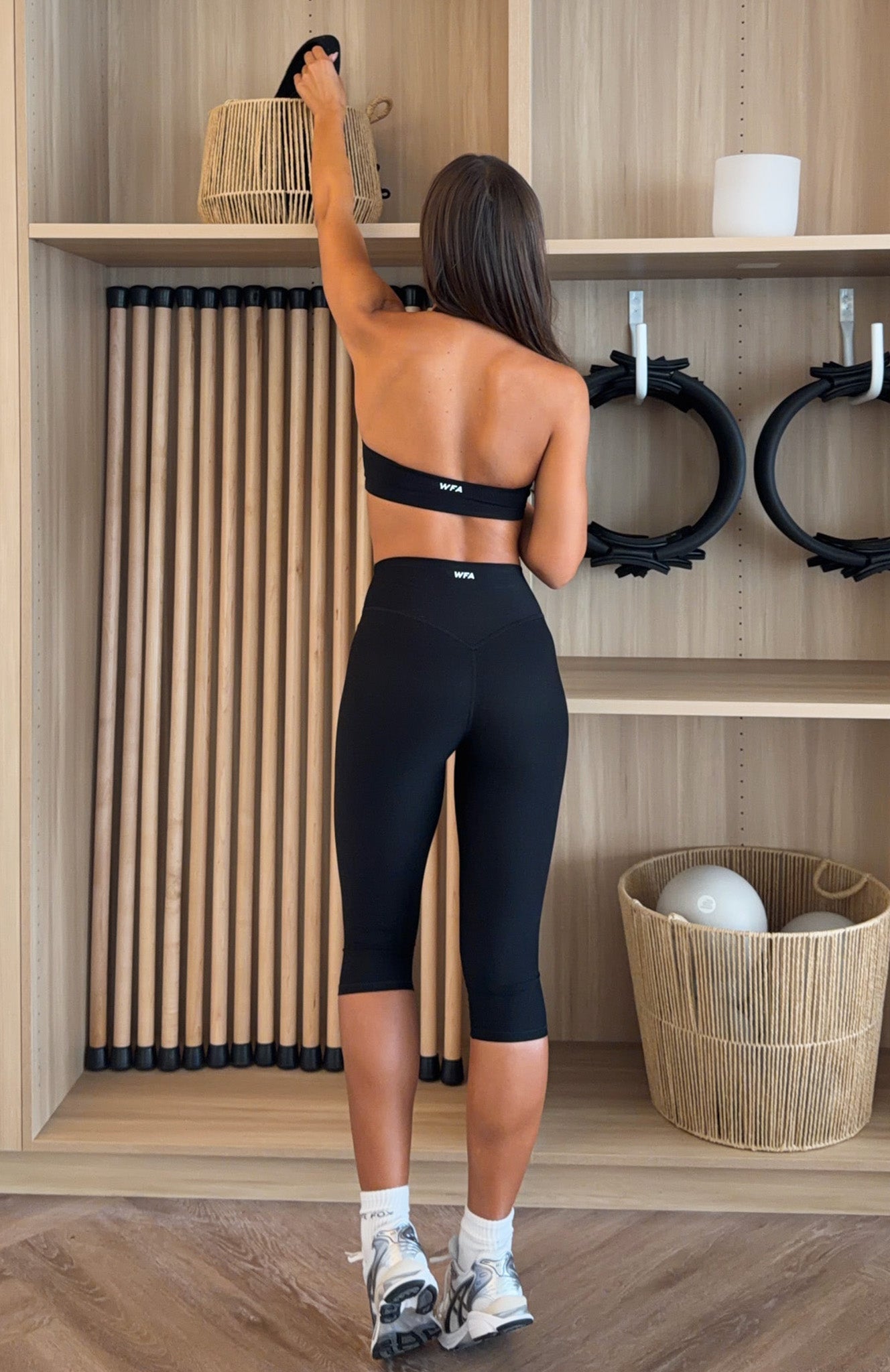 White Fox Powerhouse Capri Black
