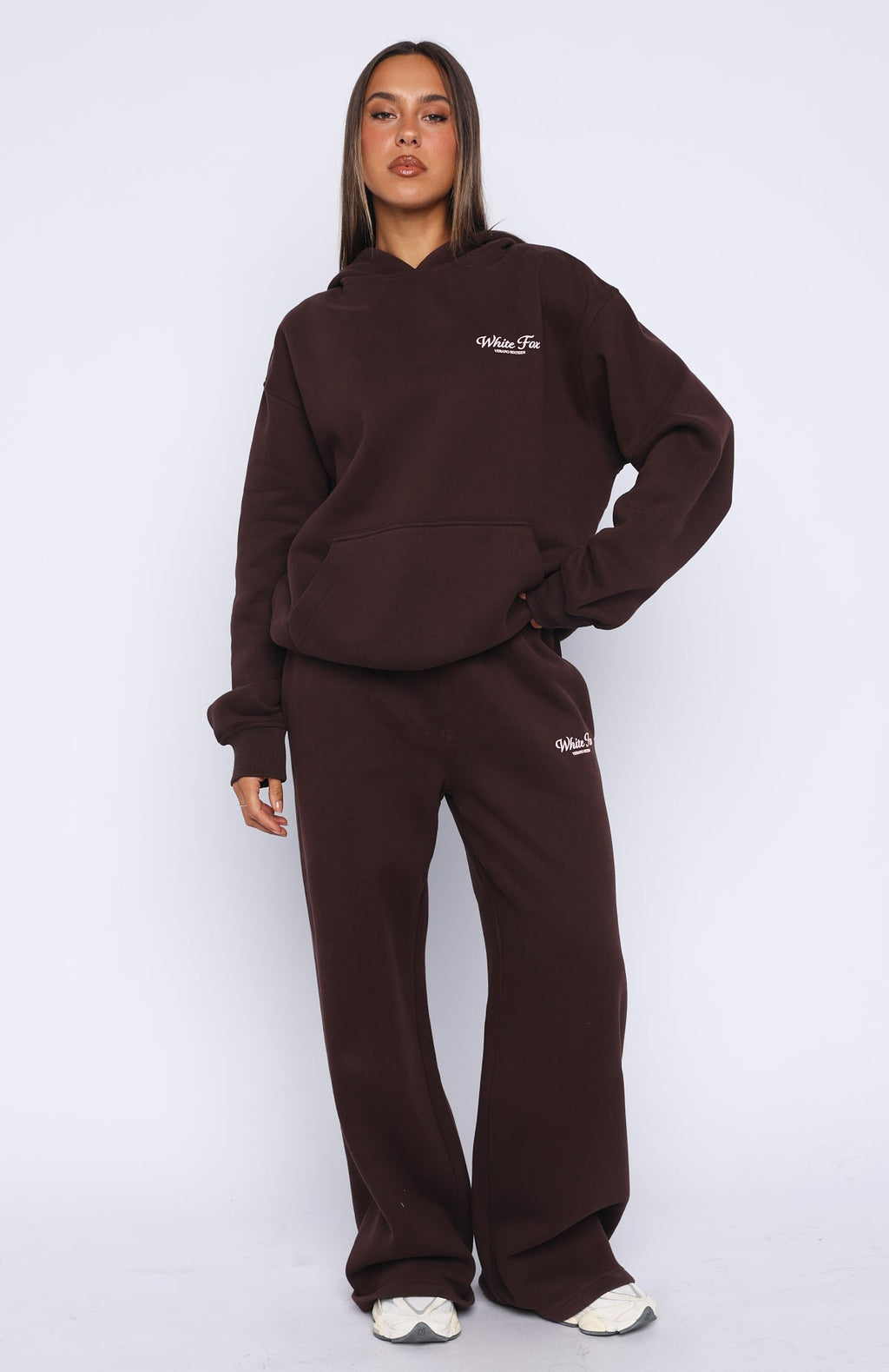 White Fox Verano Sixteen Lilia Oversized Hoodie Chocolate