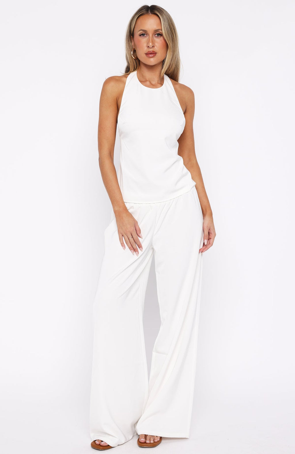 White Fox Way She Walks Top Pearl